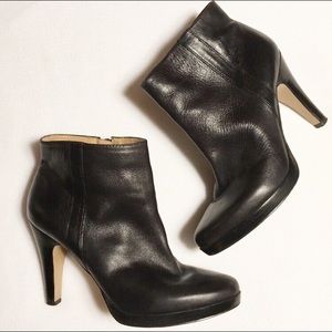 Nine West Trivett Black Leather Bootie